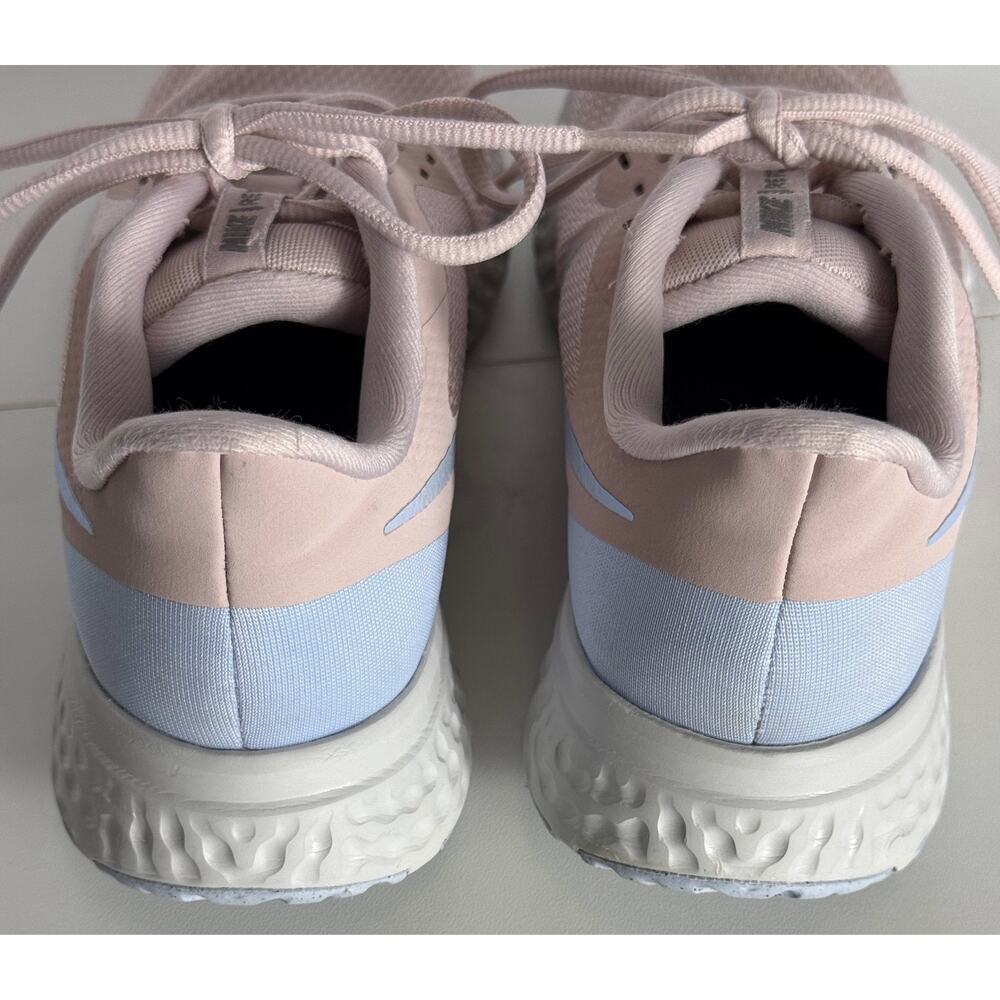 Nike Size 8 Women's REVOLUTION 5 Athletic Shoes Sneakers Pink - Picture 5 of 6